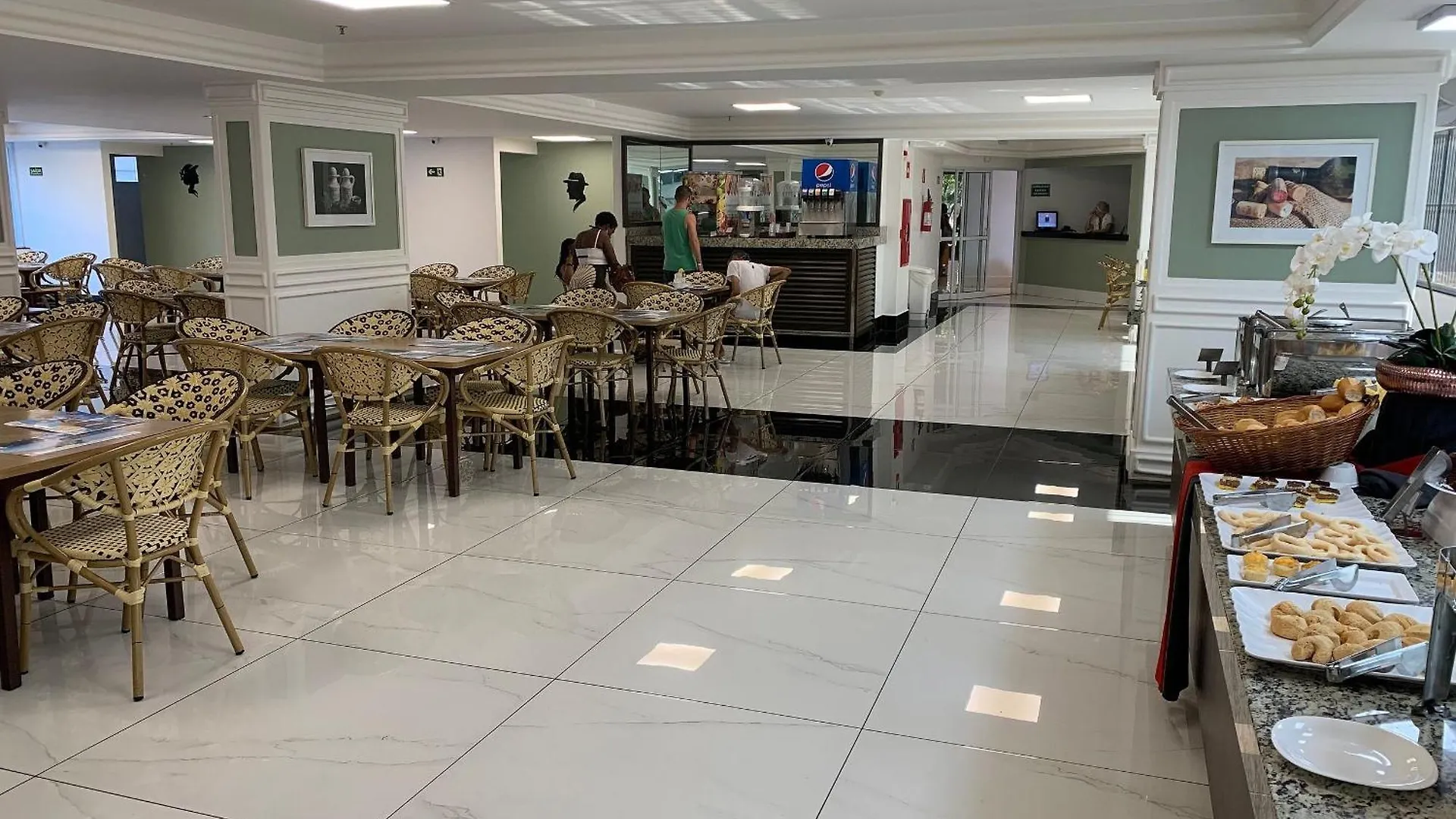 Piazza Diroma Hotel Com Cafe Da Manha E Acesso Ao Acqua Park E Splash Caldas Novas