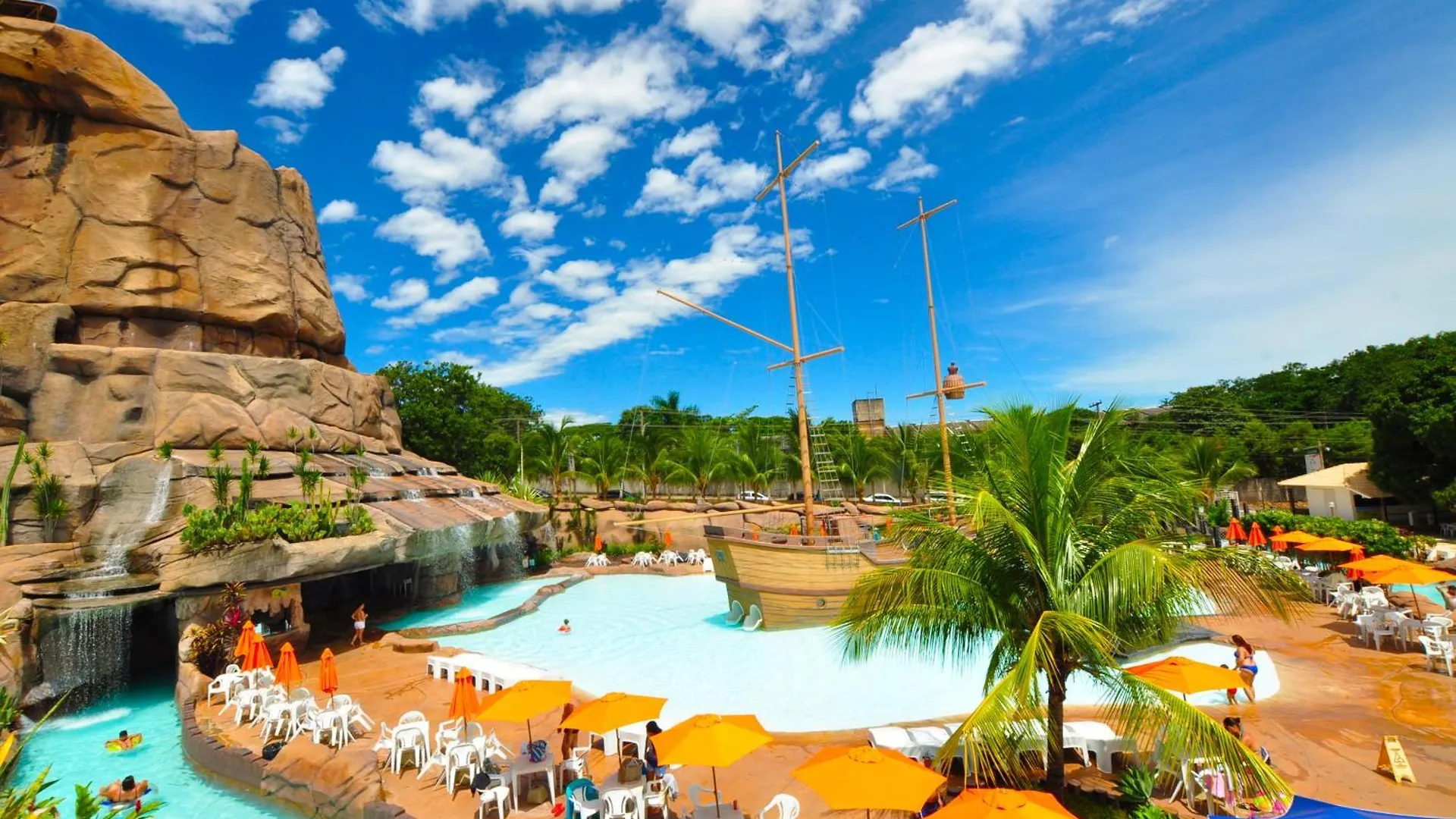 Piazza Diroma Hotel Com Cafe Da Manha E Acesso Ao Acqua Park E Splash Caldas Novas